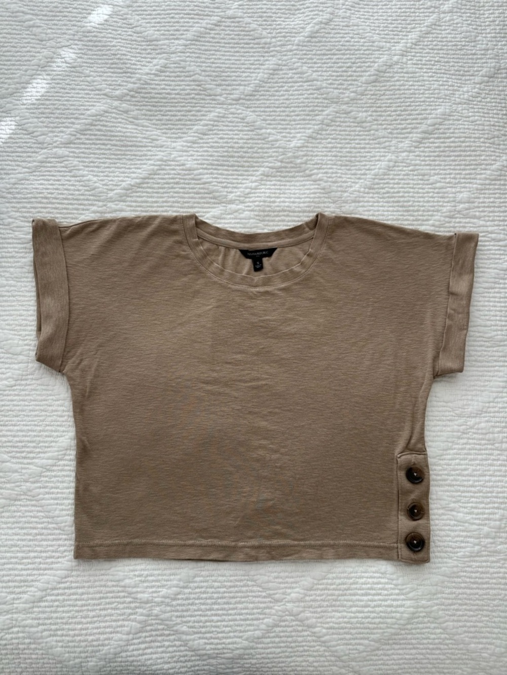 Banana Republic Short-Sleeve Tee in Beige